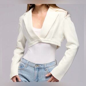 NEW!!! AKIRA off white cropped cold shoulder rhinestone blazer!!! 🤩